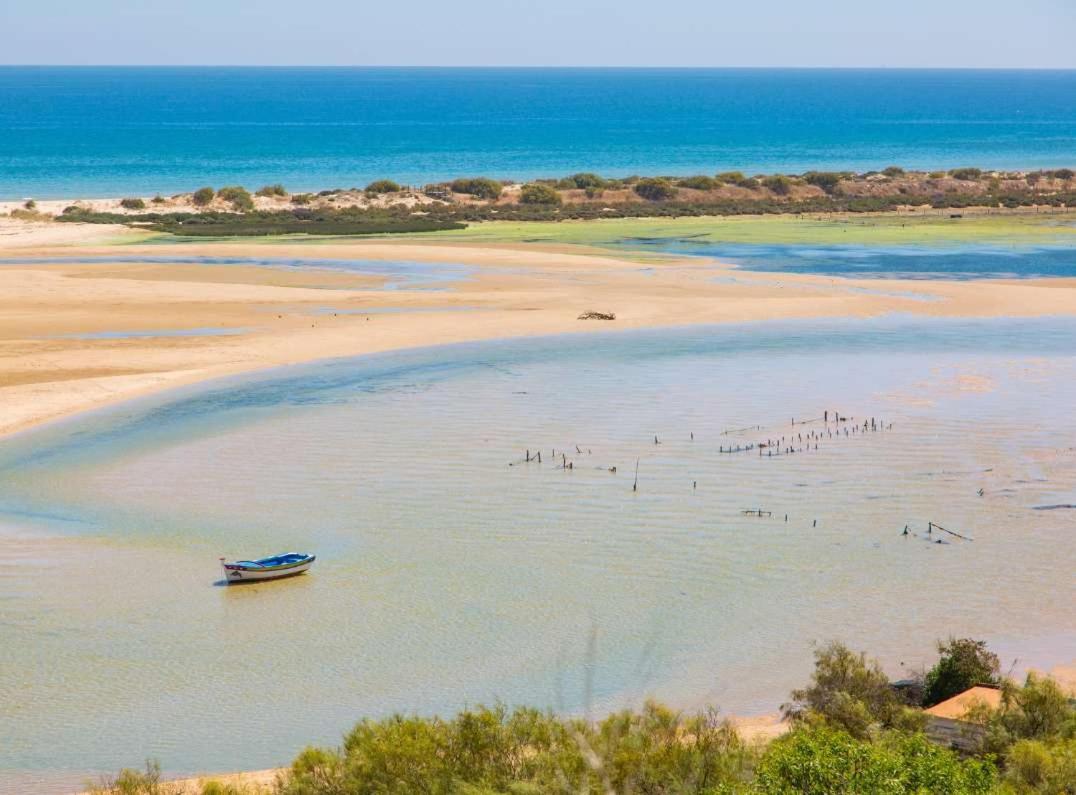 Kampaoh Tavira Hotel ภายนอก รูปภาพ